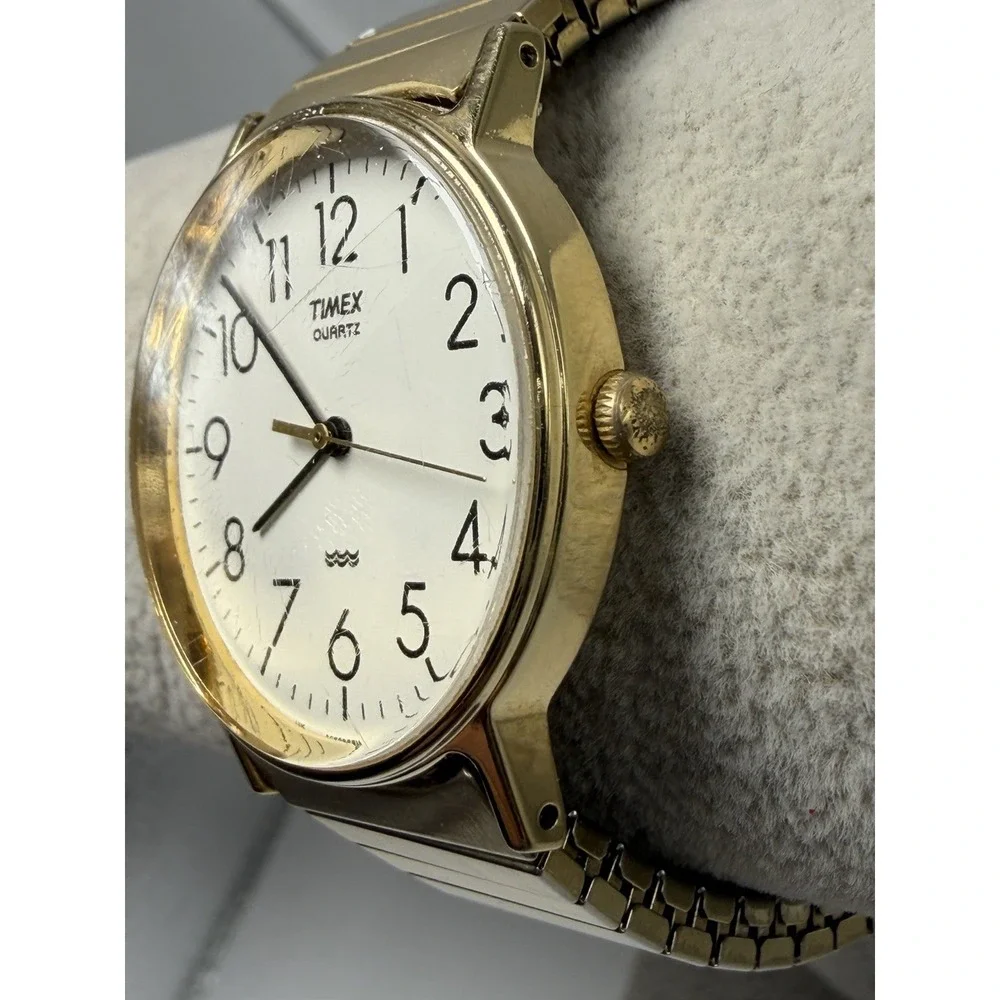 Timex Vintage 1991 Mens‎ Watch New Battery 32MM 6.75